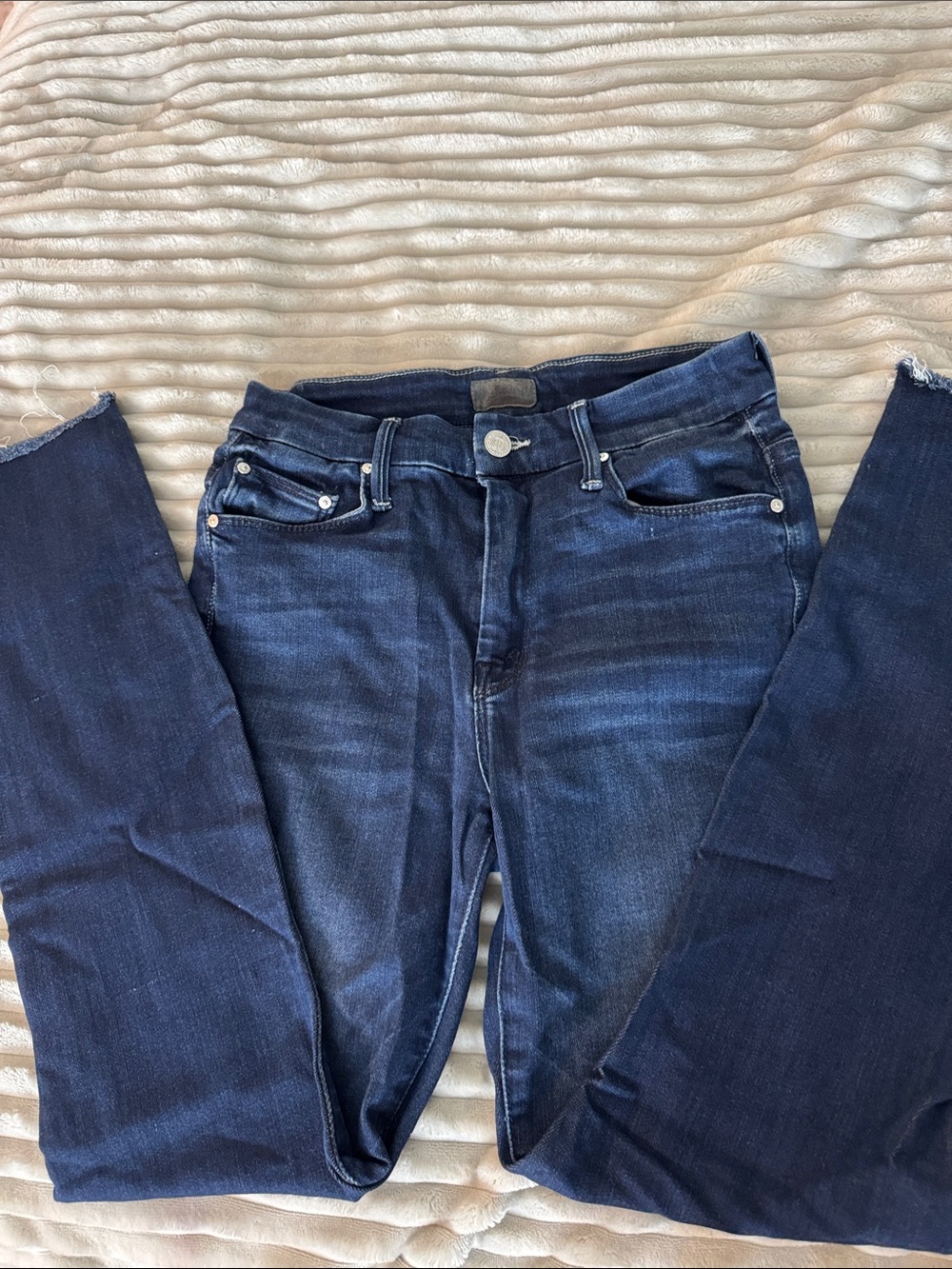 MOTHER Skinny Dark Indigo Stretch Jeans